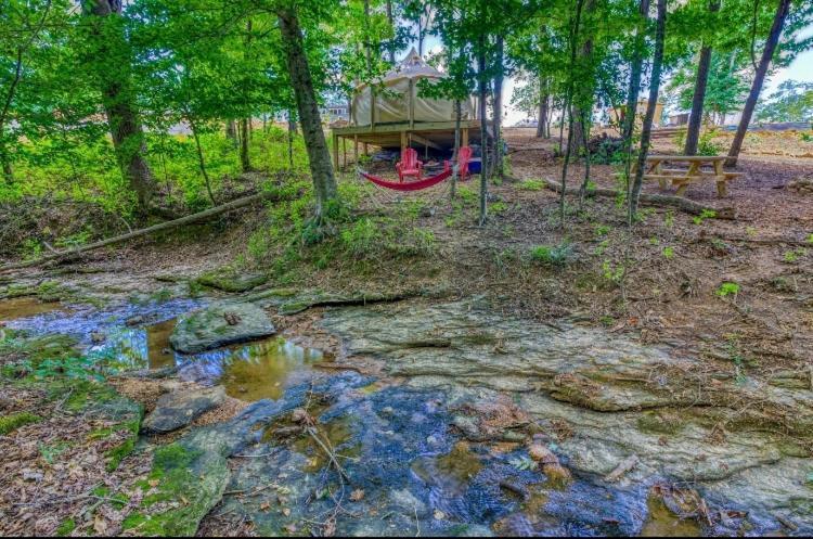 The Aries-A Stargazing, Luxury Glamping Tent Rogersville Exterior photo